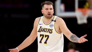 记者：凯恩正在游说英格兰队友格伊，希望他加盟拜仁