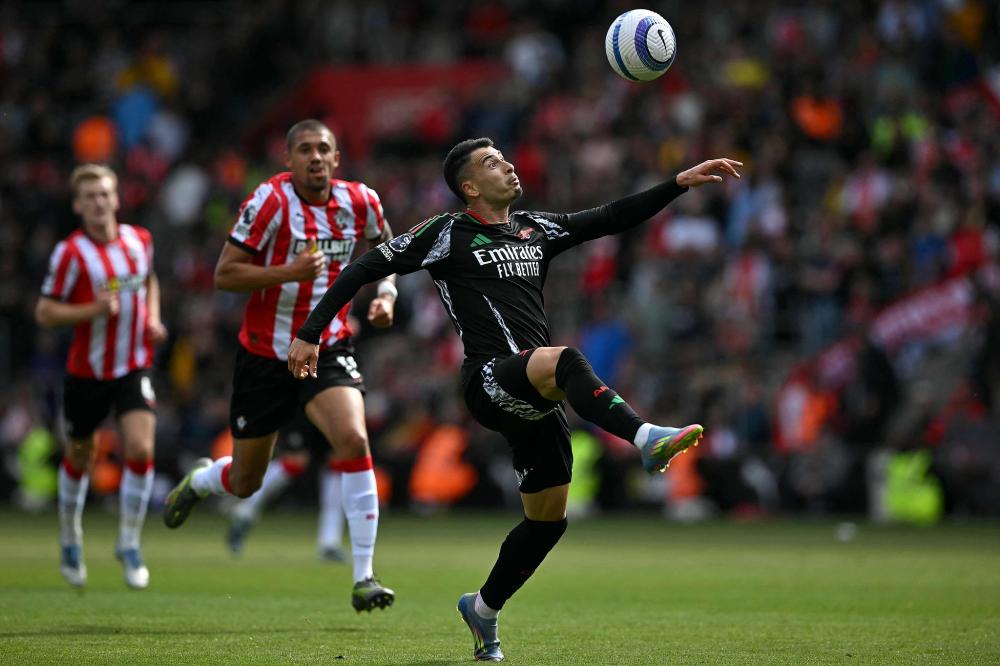 篮球湖人球员恢复训练，状态良好